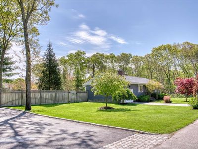 21 Shinnecock Avenue, East Quogue, NY, 11942