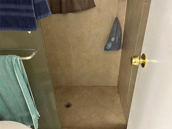 4th image of 4770 NW 85th Ave