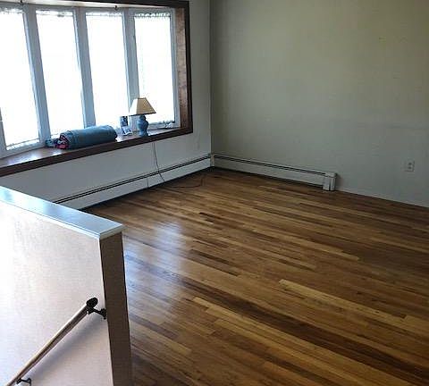 3rd image of 391 Carolina St