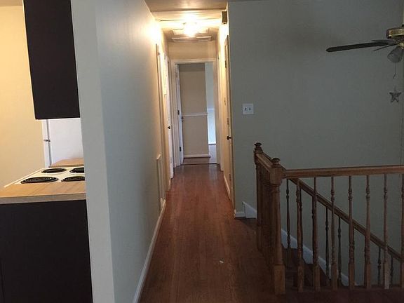 3rd image of 11919 Stansbury Dr