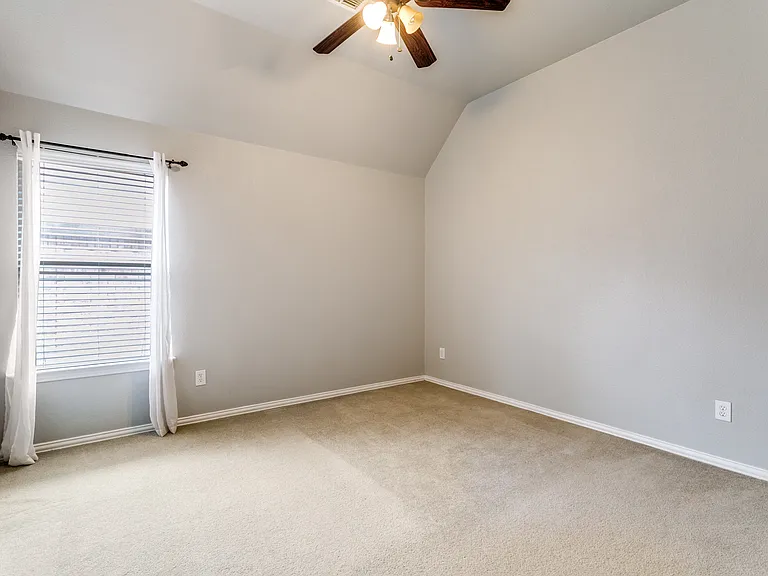 224 Wallington Way — Photo 3