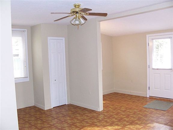 809 PVC Living Rm