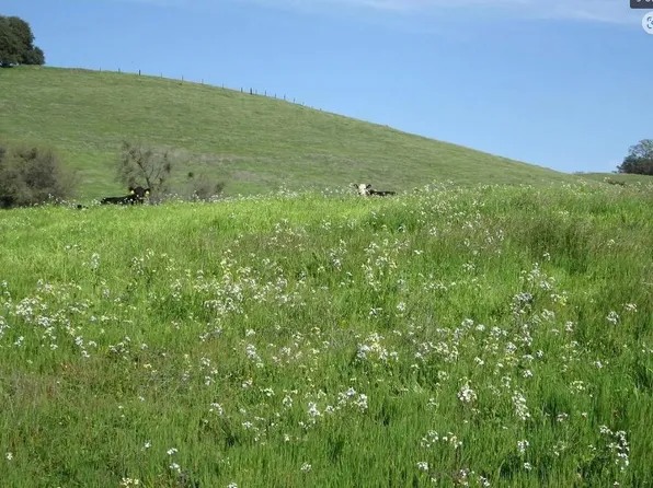 9065 Wise Rd, Auburn, CA 95603