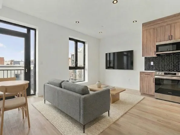 707 5th Avenue image 1 of 6