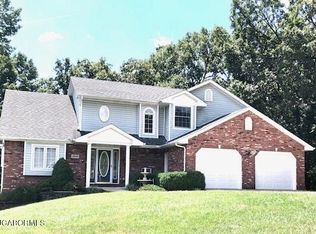 1818 Chelle Ct, Jefferson City, MO 65101
