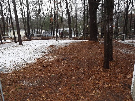 3rd image of 58 Lakeside Dr