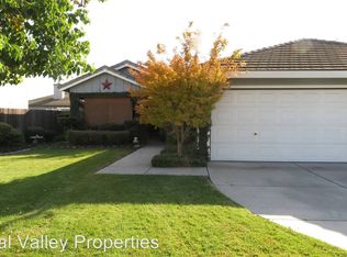 300 W Boesch Dr, Ripon, CA 95366