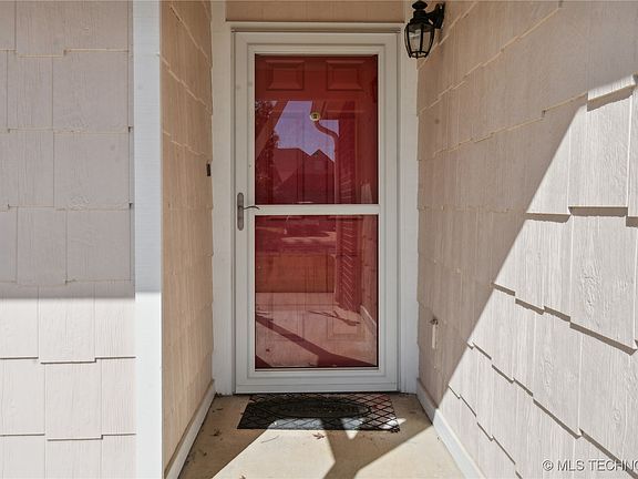 4th image of 20233 E 43rd St S