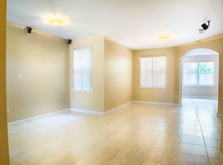 4849 NW 108th Pl #LVH, Doral, FL 33178