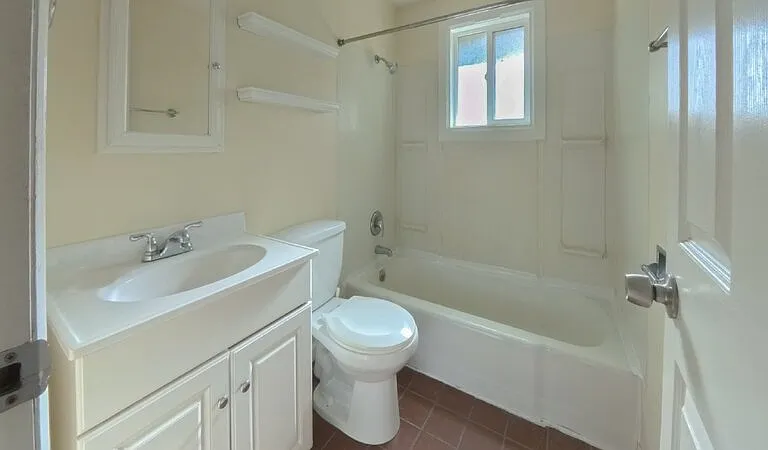 529 Madison St #2 — Photo 9