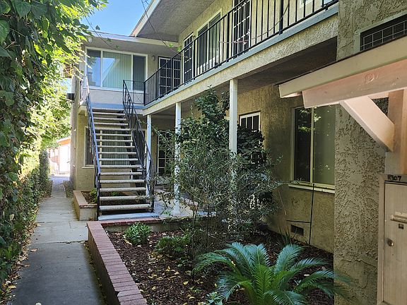 4th image of 11307 Miranda St Unit 7