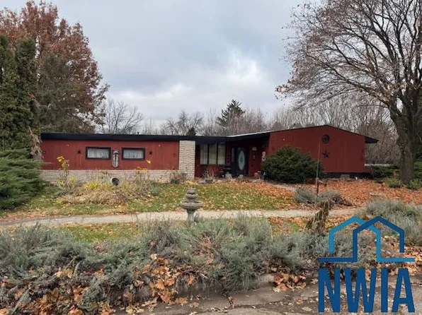 201 E Garfield St, Laurens, IA 50554