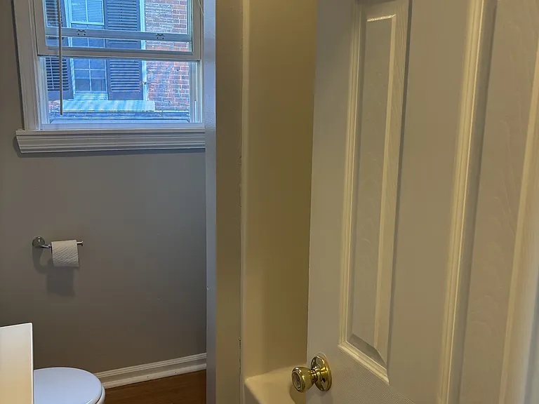 404 Main St #406 — Photo 5