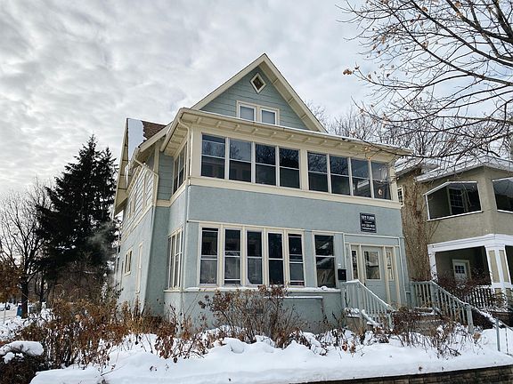 2nd image of 630 7th St SE #8e9268552