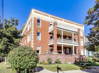4200 N Hermitage Ave #1, Chicago, IL 60613