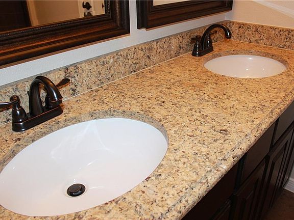 4th image of 3139 Red Creek Dr