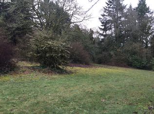 1061 SW Stephenson Ct, Portland, OR 97219