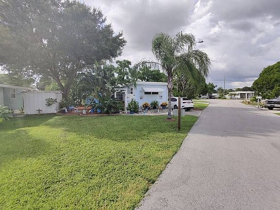 4th image of 7499 46th Ave N Lot 55