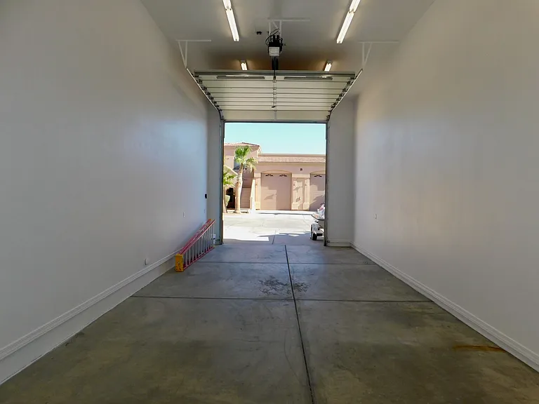 812 Landon Dr #B202 — Photo 6