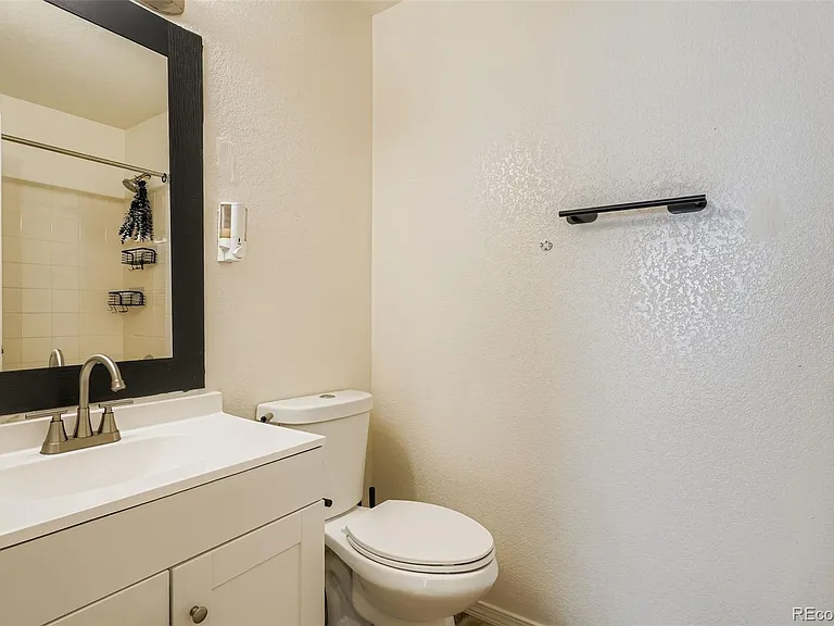 1159 S Waco St #C — Photo 16