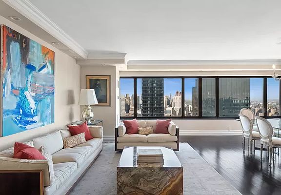 2nd image of 425 E 58th St APT 33B