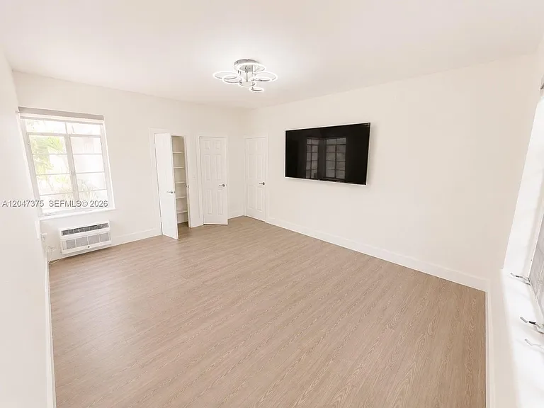 762 Lenox Ave #2 — Photo 15