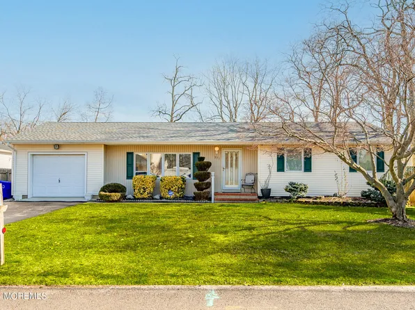 371 Spruce Drive, Brick, NJ 08723