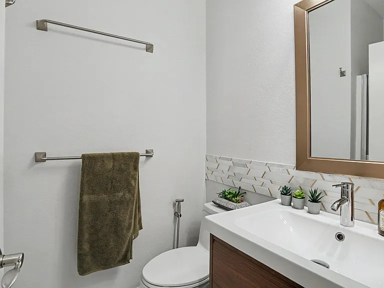 17337 SE 185th Pl — Photo 5