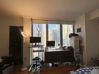 Rented by Manhattan Boutique Real Estate