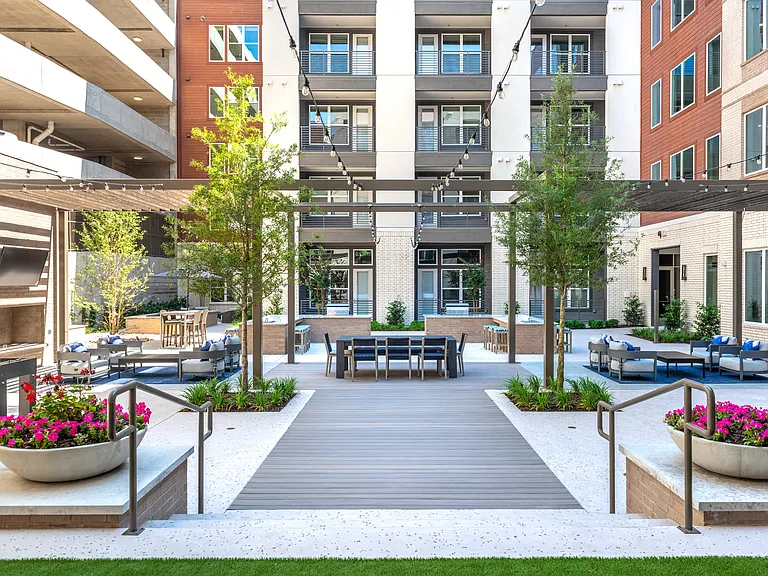Cornell Midtown — Photo 23