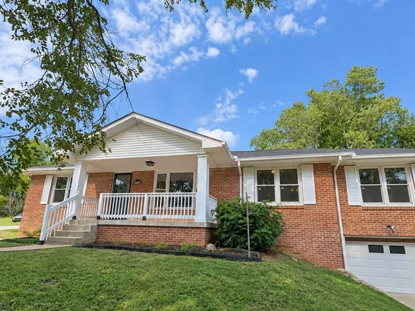 200 Woods Dr, Columbia, TN 38401