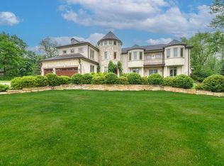 22W305 Broker Rd, Medinah, IL 60157