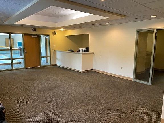 4th image of 410 University Pkwy Suite 2360
