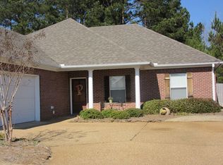 118 Susan Ln, Brandon, MS 39042