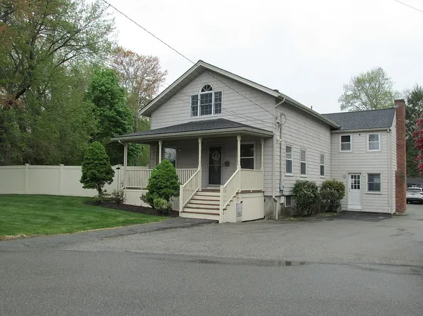1 Toms Way, Stoneham, MA 02180