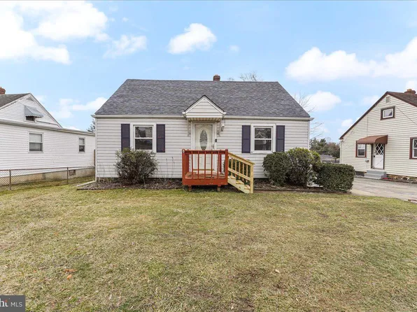 2015 E Dutton Mill Rd, Aston, PA 19014