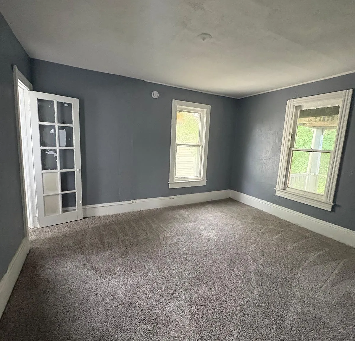 5 bed, 1500 sqft, $1,350 — Photo 3