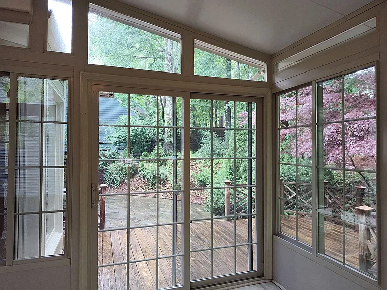 7235 Kinsmore Ln — Photo 20