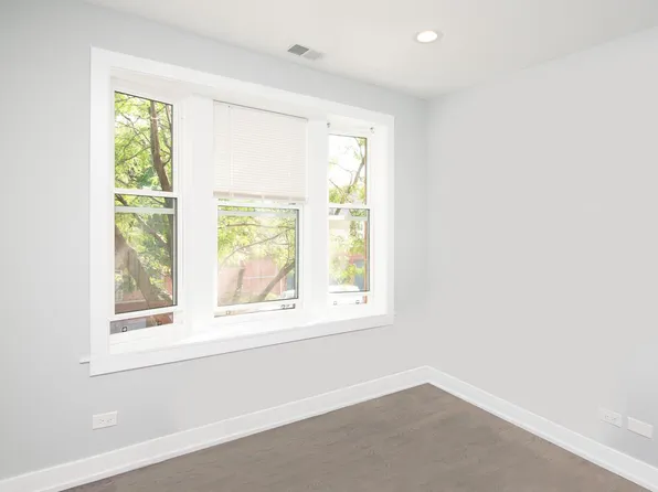 1701 W Cullerton St APT 3R, Chicago, IL 60608