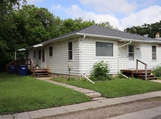 512 Kempel Dr, Lisbon, ND 58054