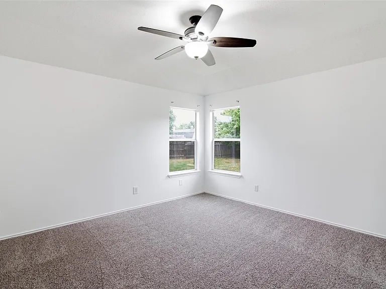 120 Mule Deer Ct — Photo 26