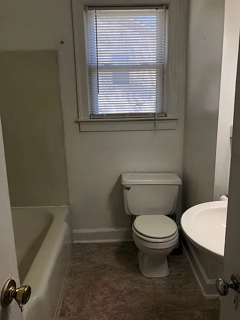 2 bed, 1374 sqft, $1,100 — Photo 3