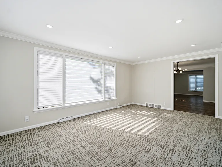 4037 Washington Blvd — Photo 10