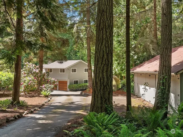 4979 NE Avalon Lane, Bainbridge Island, WA 98110