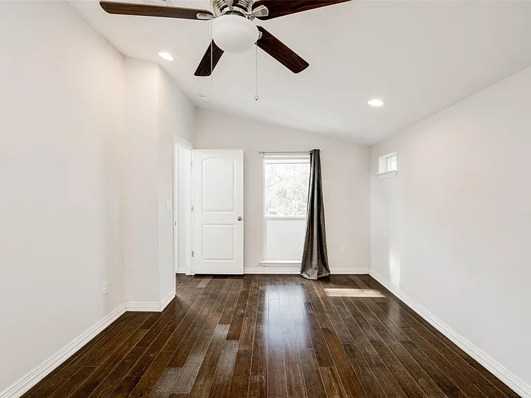811 Gunter St #B — Photo 20