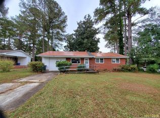 5037 Houston Rd, Fayetteville, NC 28311