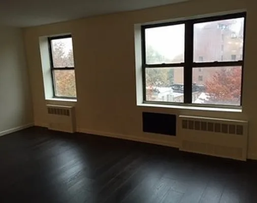 Rented by Lang Realty LLC | media 23