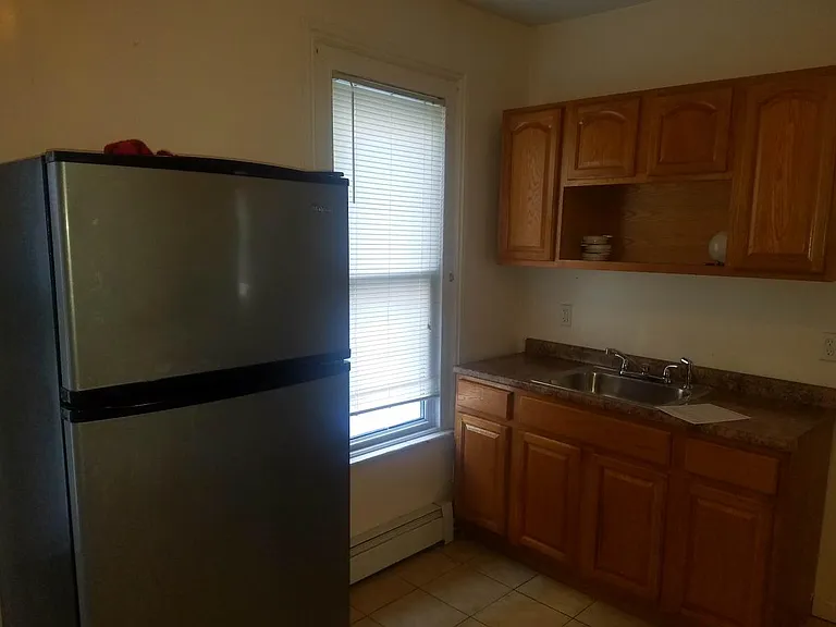 67 Williams St #2 — Photo 7