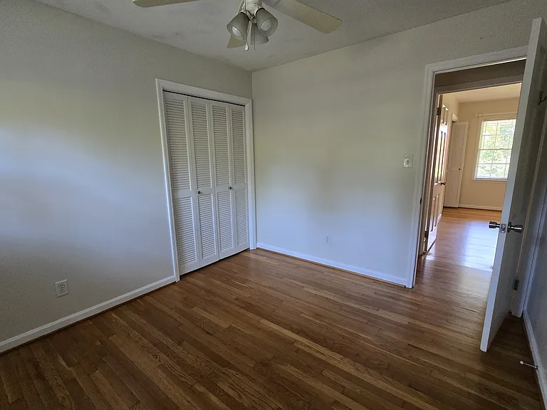 3703 Hickory Hill Dr — Photo 12