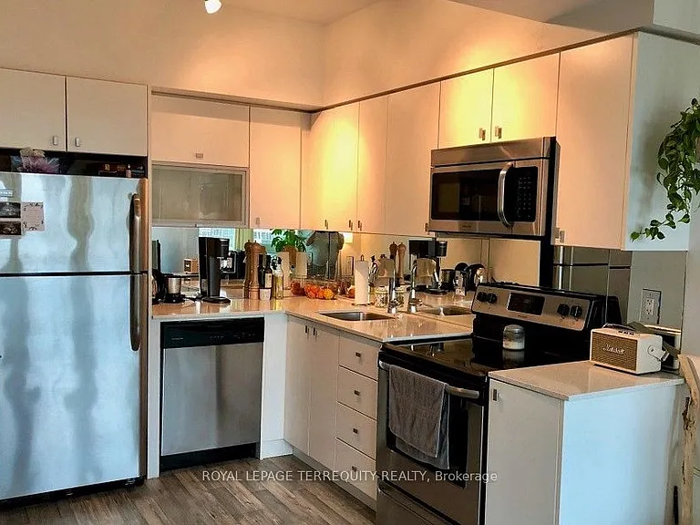 69 Lynn Williams St #206 — Photo 8